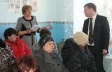 Много вопросов на встрече было задано А. Юдицкому, главврачу Ханкайской ЦРБ