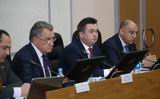 Идет внеочередное заседание Законодательного Собрания Приморья