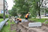 На прошлой неделе начался ремонт тротуара по улице Пионерской
